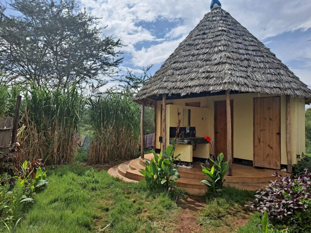 Jua Manyara lodge and campsite